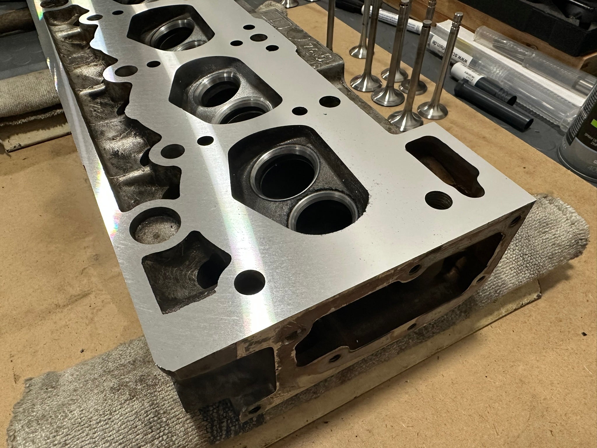 Zylinderkopf planen / planfräsen